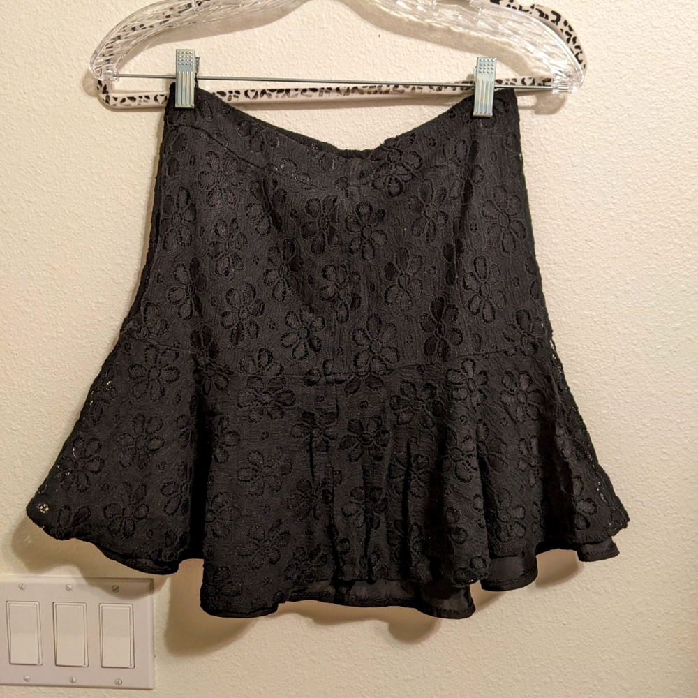 Lace Black Flowy skirt